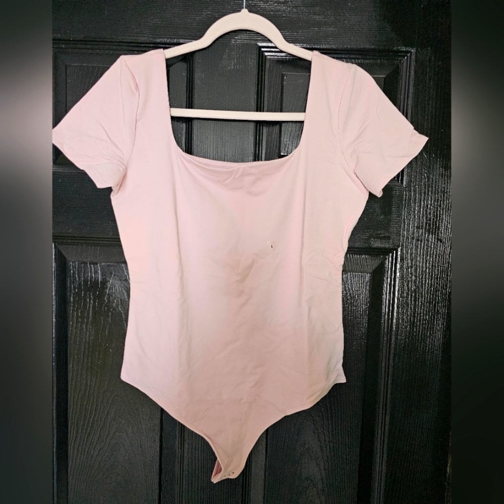 Express Body Contour Light Pink Rose Color Bodysuit Size Large New With Tags
